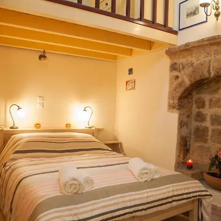 St Georges Sanctum, The Heart Of Rhodes Old Town بيت للعطل *