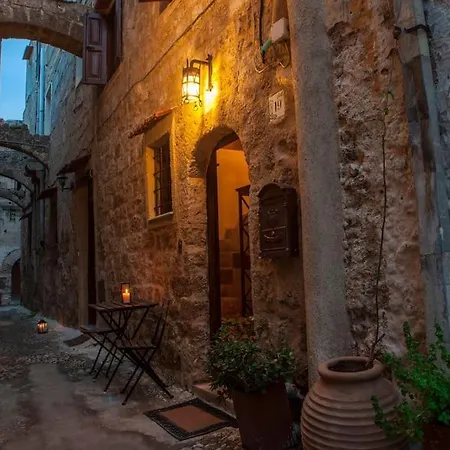 بيت للعطل St Georges Sanctum, The Heart Of Rhodes Old Town *